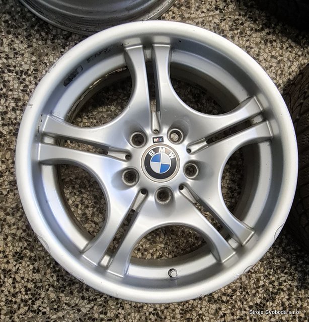 Hliníkové disky originál zimní BMW M3 E46 17" Styling M68  (Hlinikove disky-alu kola original zimni BMW M3 E46 17 Styling M68 7,5Jx17EH2, ET47 7,5Jx17EH2, ET25 2229980 2229480 22545 R17 (5).jpg)